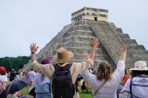 Reciben equinoccio de otoño en Chichén Itzá