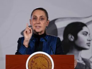 Sheinbaum confirma investigación contra Rocha Moya; ‘mejor separarte’, le pide