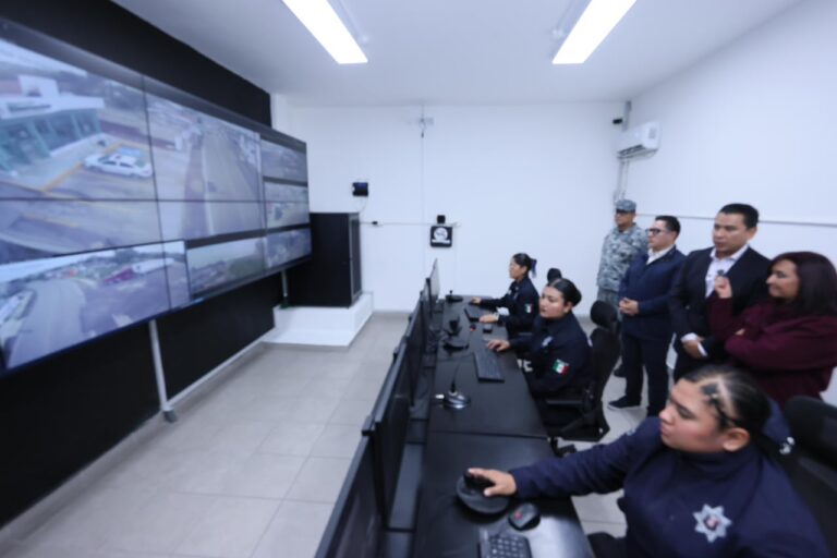 Tetlatlahuca estrena C2 para fortalecer seguridad municipal